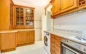 Spacious Apartment Alameda